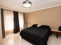  of property in Azaleapark