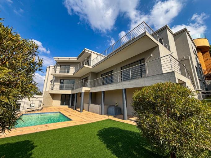 7 Bedroom House for Sale For Sale in Glenvista - MR717682