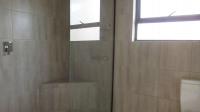 Bed Room 2 - 12 square meters of property in Helderkruin