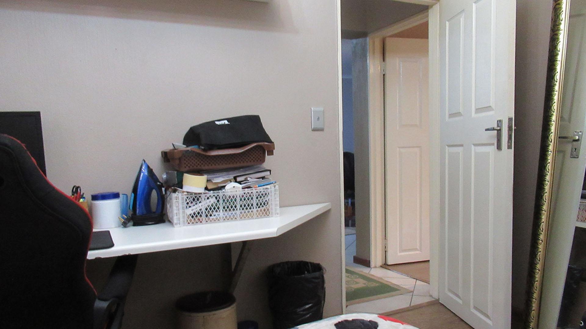 Bed Room 1 - 9 square meters of property in Northgate (JHB)