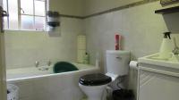 Bathroom 1 - 5 square meters of property in Northgate (JHB)