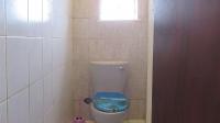 Bathroom 2 - 2 square meters of property in South Hills