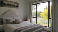 Bed Room 1 - 13 square meters of property in Barbeque Downs