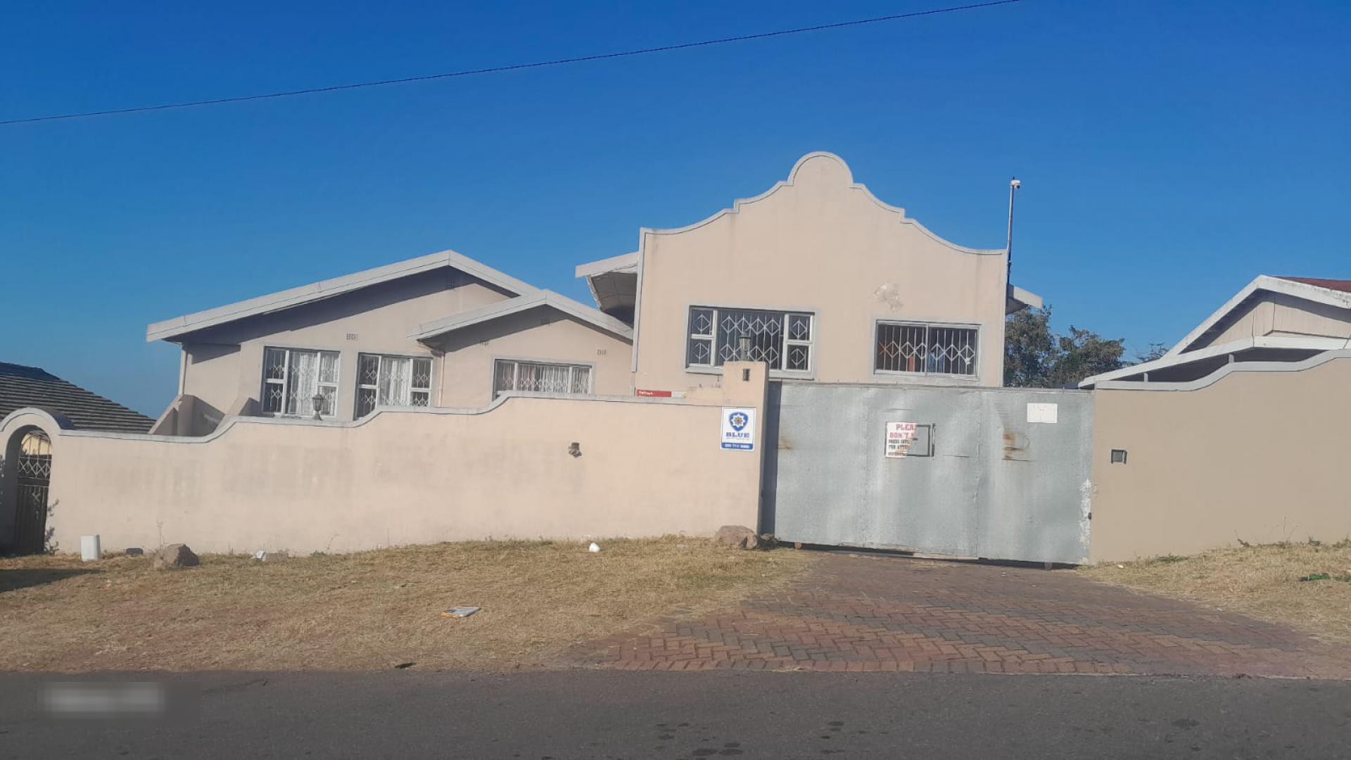 Front View of property in Chatsworth - KZN