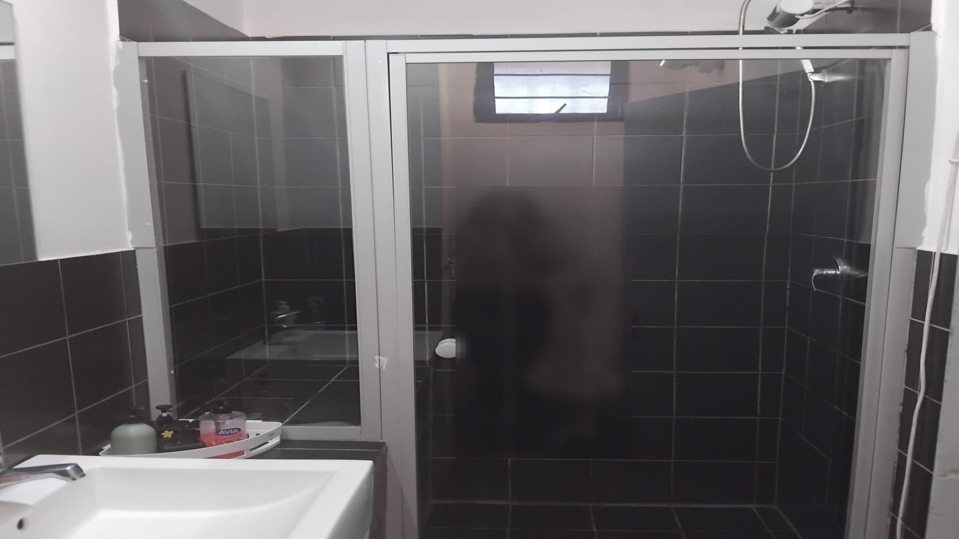 Bathroom 1 of property in Johannesburg Central