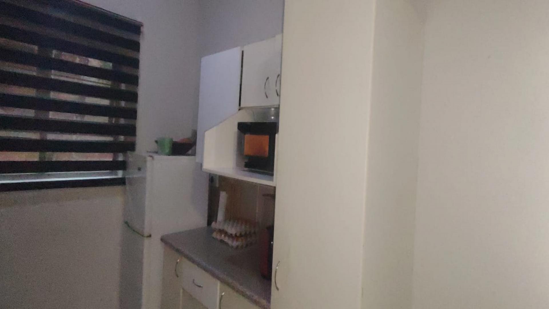 Kitchen of property in Amorosa