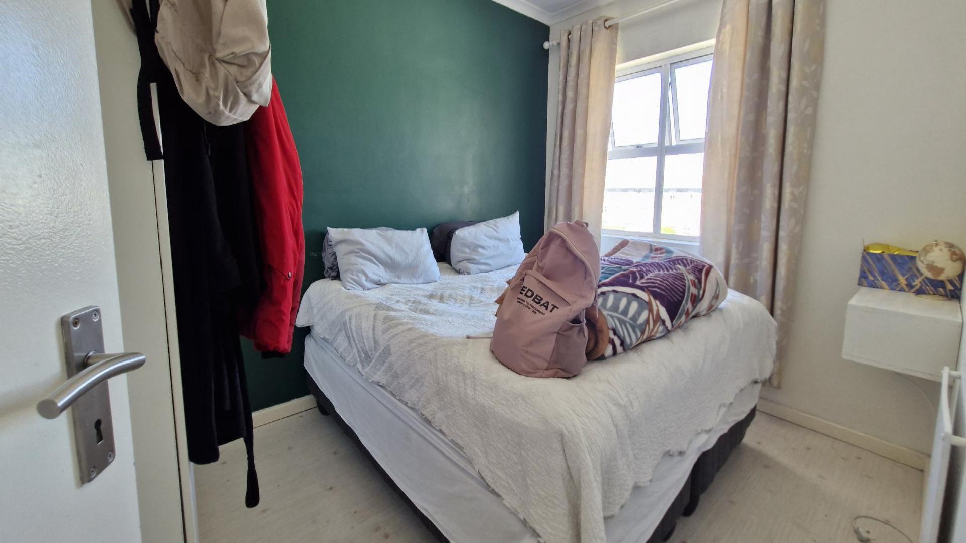 Bed Room 2 of property in Muizenberg  