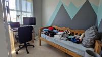 Bed Room 1 of property in Muizenberg  