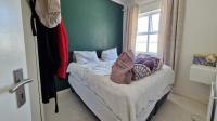 Bed Room 2 of property in Muizenberg  