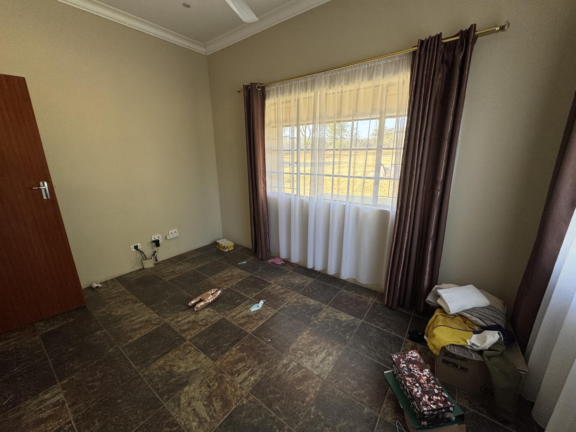 Bed Room 5+ of property in Polokwane