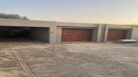 Garage of property in Roodebult