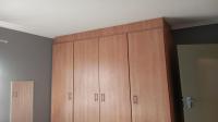 Bed Room 1 of property in Alveda