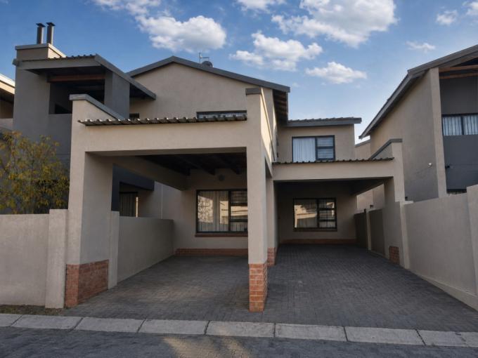 3 Bedroom Apartment for Sale For Sale in Waterval East - MR717750
