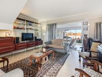  of property in Bloubergstrand
