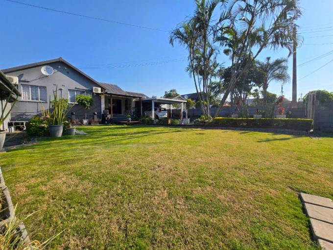 4 Bedroom House for Sale For Sale in Malvern - DBN - MR717766