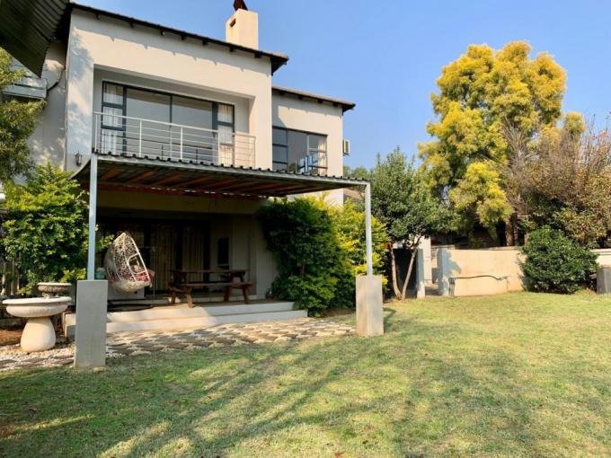 4 Bedroom House for Sale For Sale in Hartbeespoort - MR717771