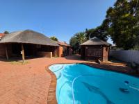  of property in Brackendowns