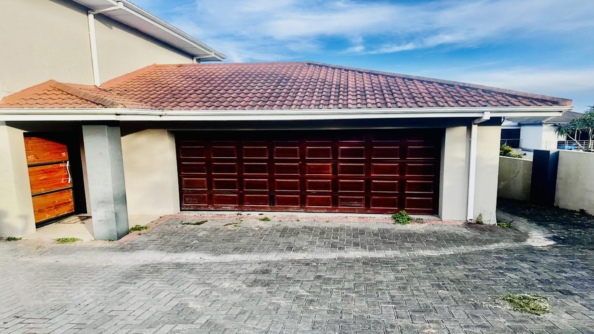 Garage of property in Lovemore Park