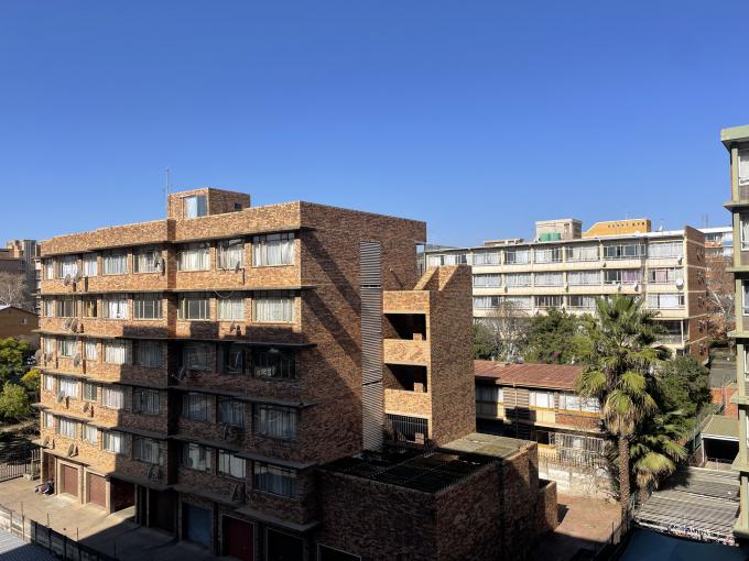 Apartment for Sale For Sale in Sunnyside - MR717800