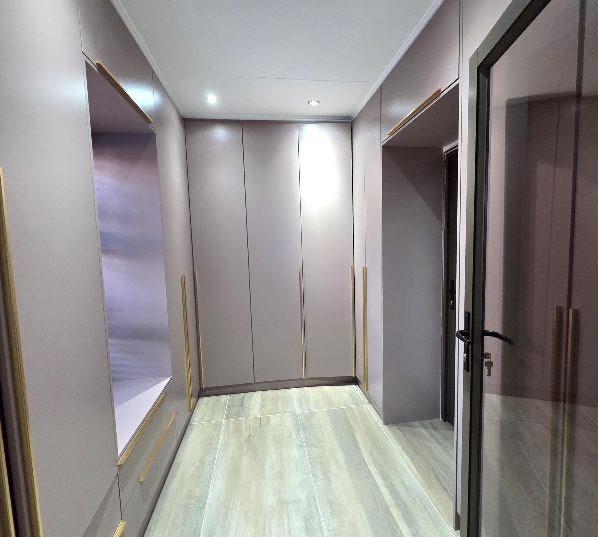  of property in Halfway House
