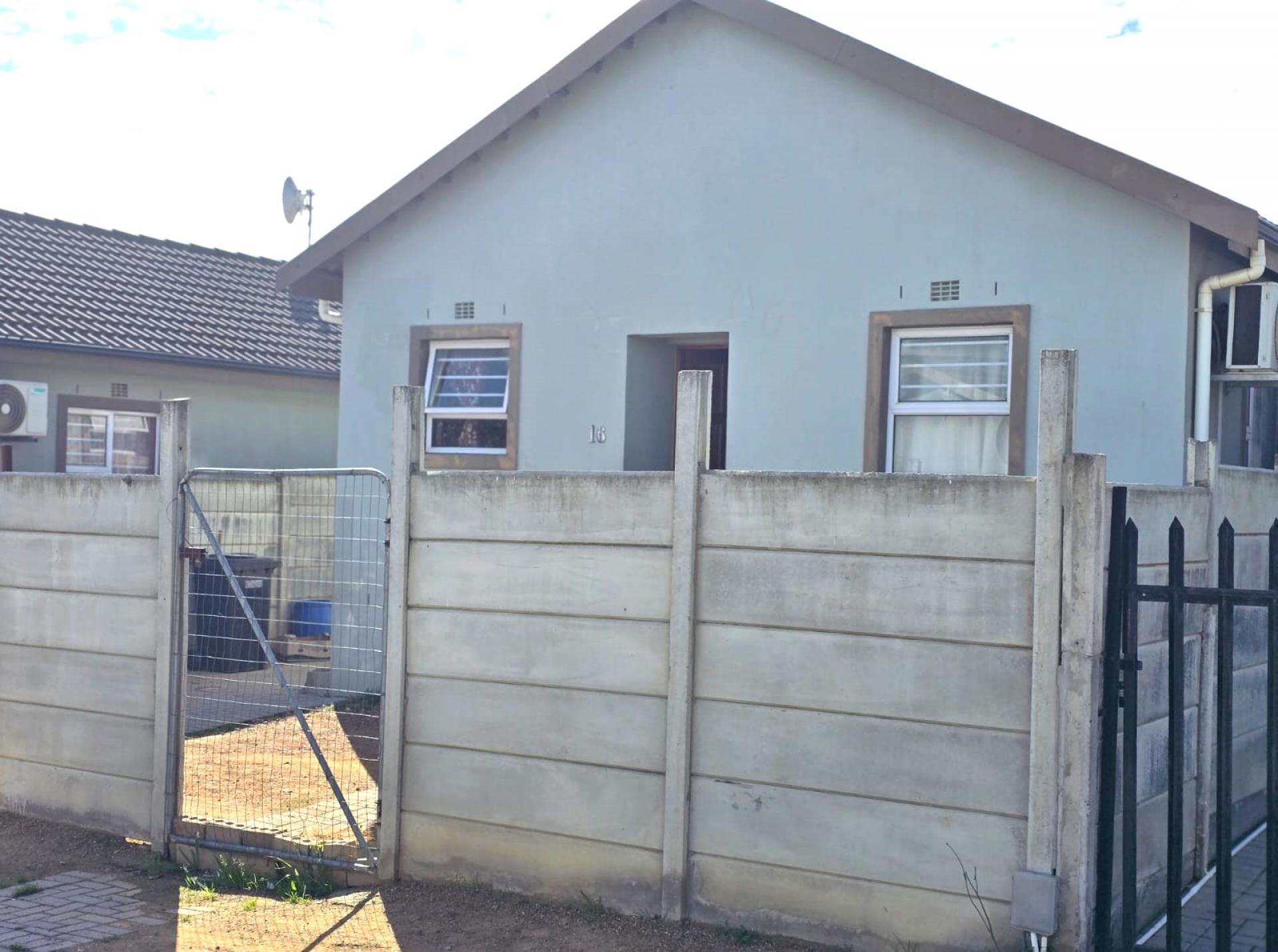  of property in Paarl