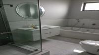 Bathroom 2 of property in La Mercy