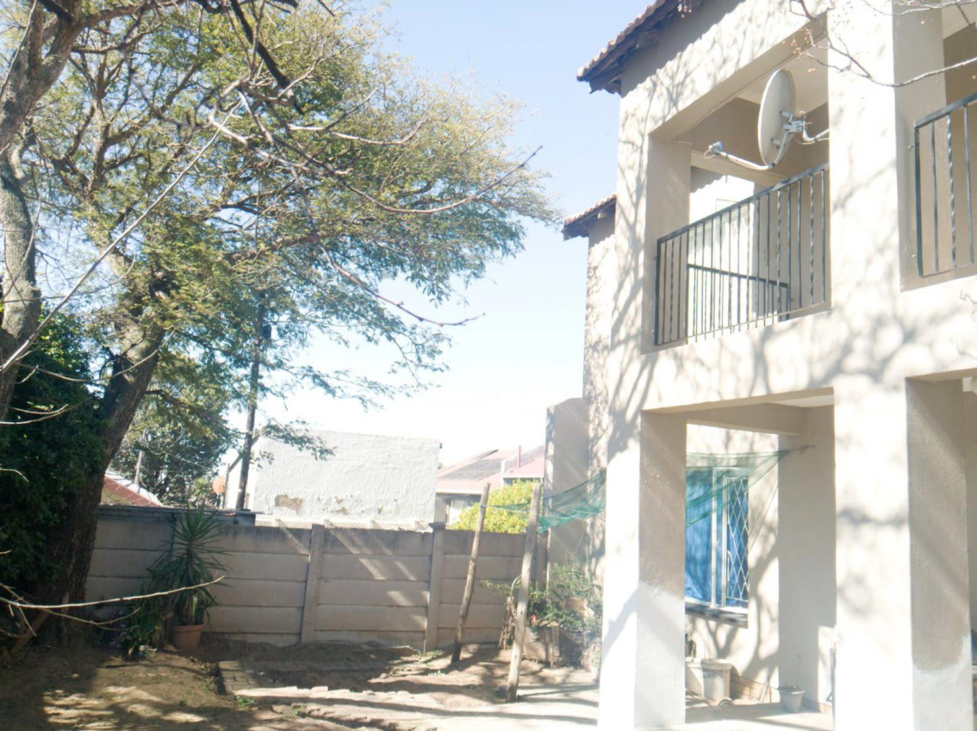  of property in Tulisa Park