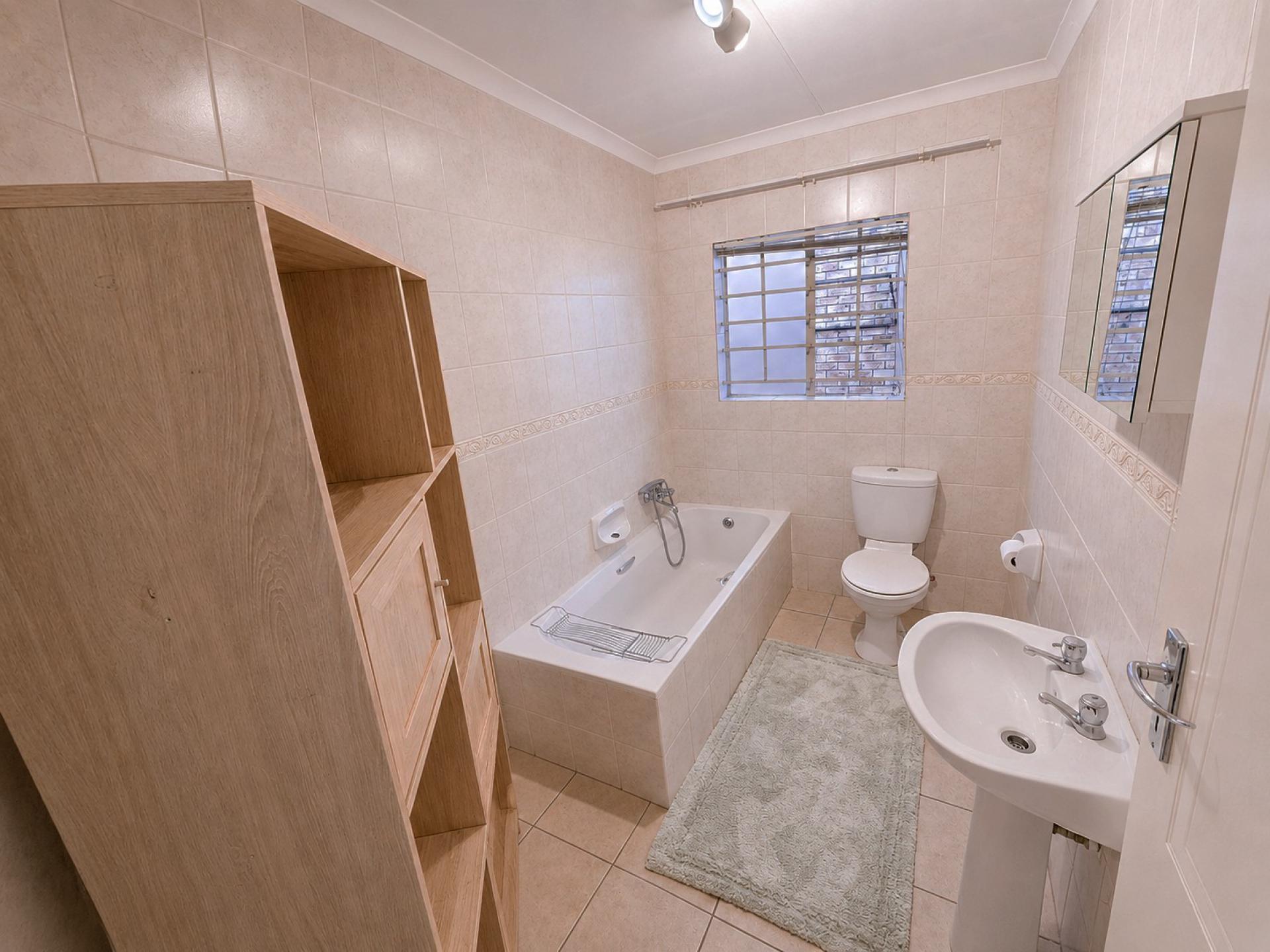  of property in Annlin