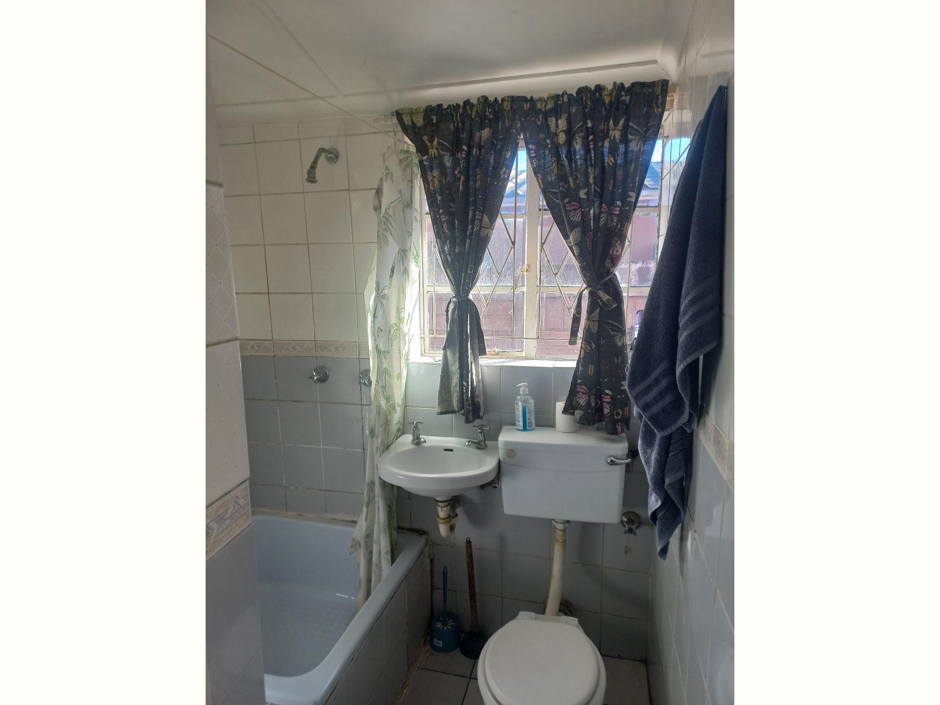  of property in Nooitgedacht