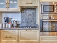  of property in Sandown