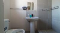 Main Bathroom - 3 square meters of property in Soshanguve East