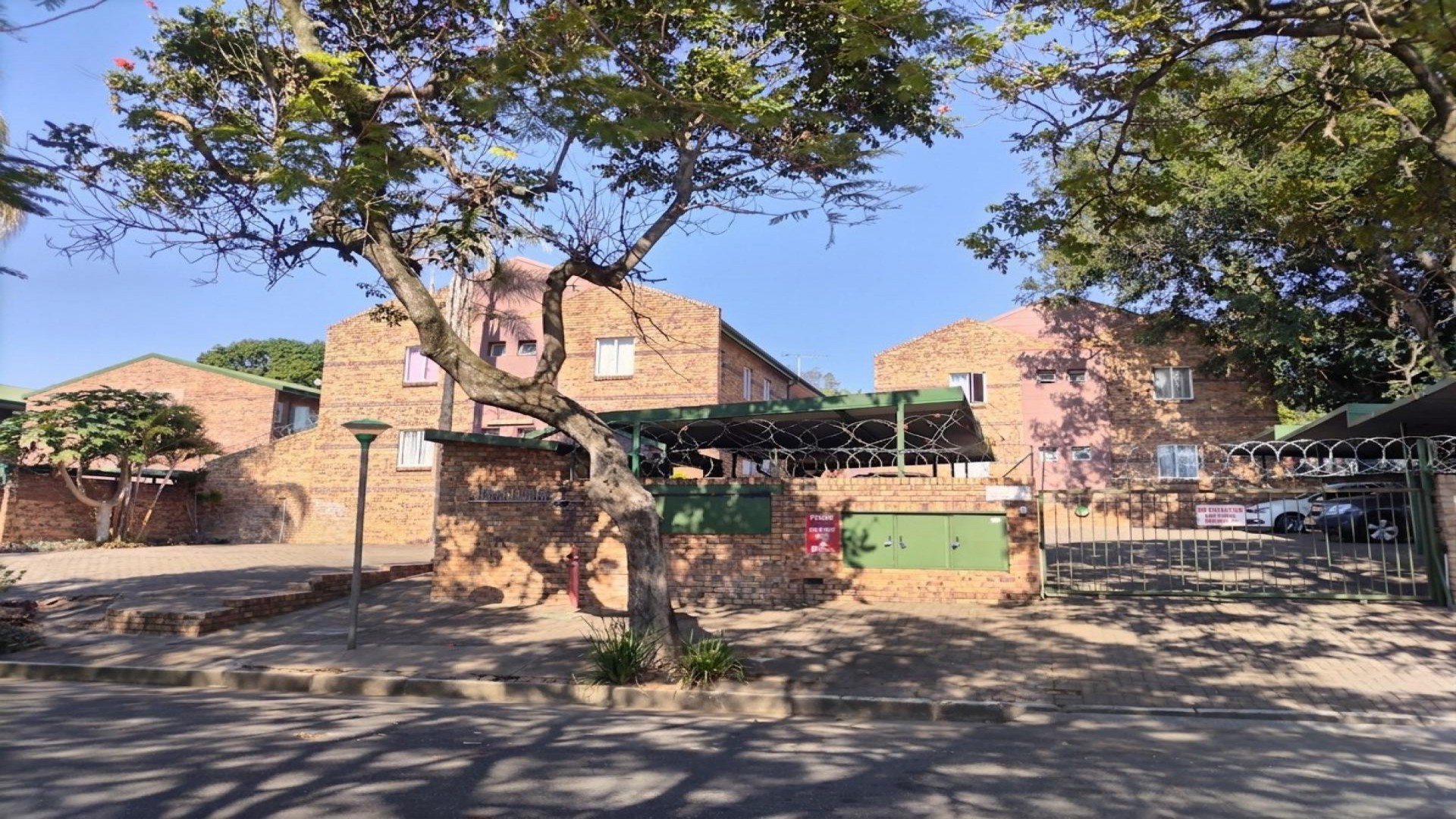 Front View of property in Nelspruit Central