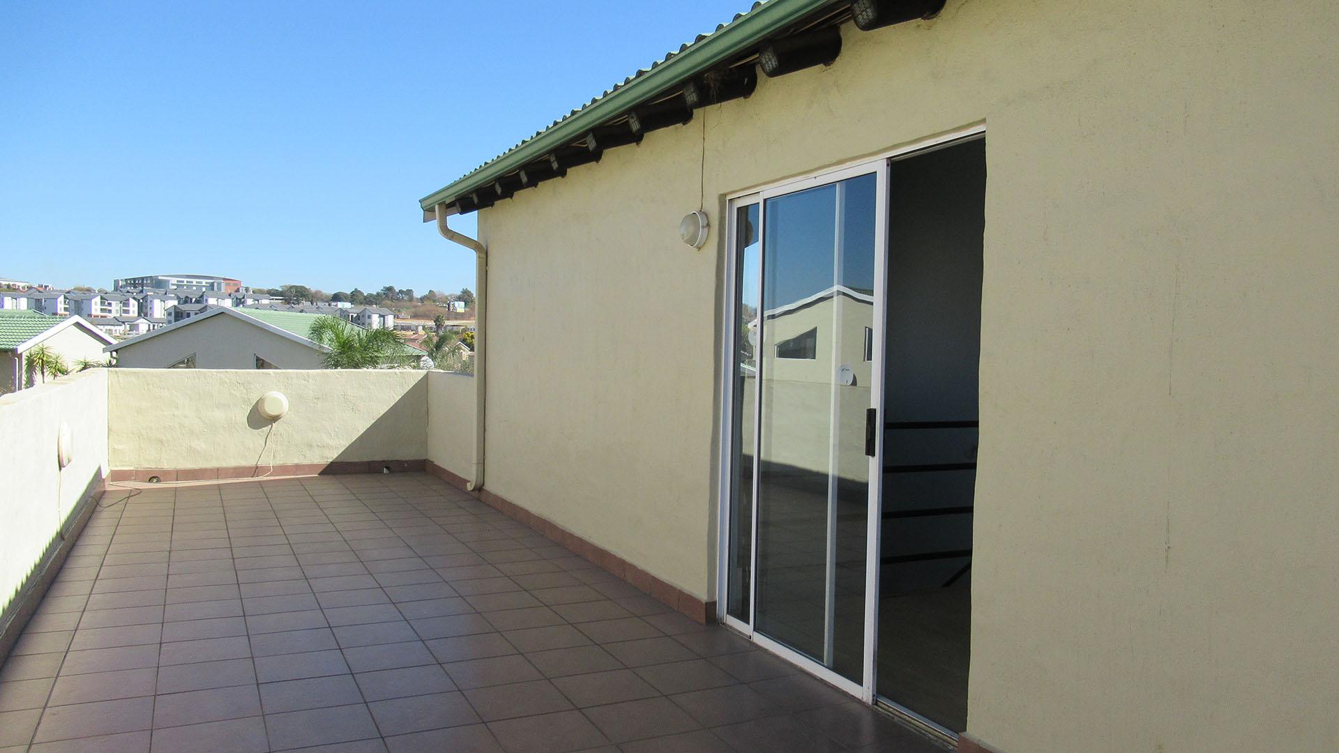 Balcony - 45 square meters of property in Noordhang