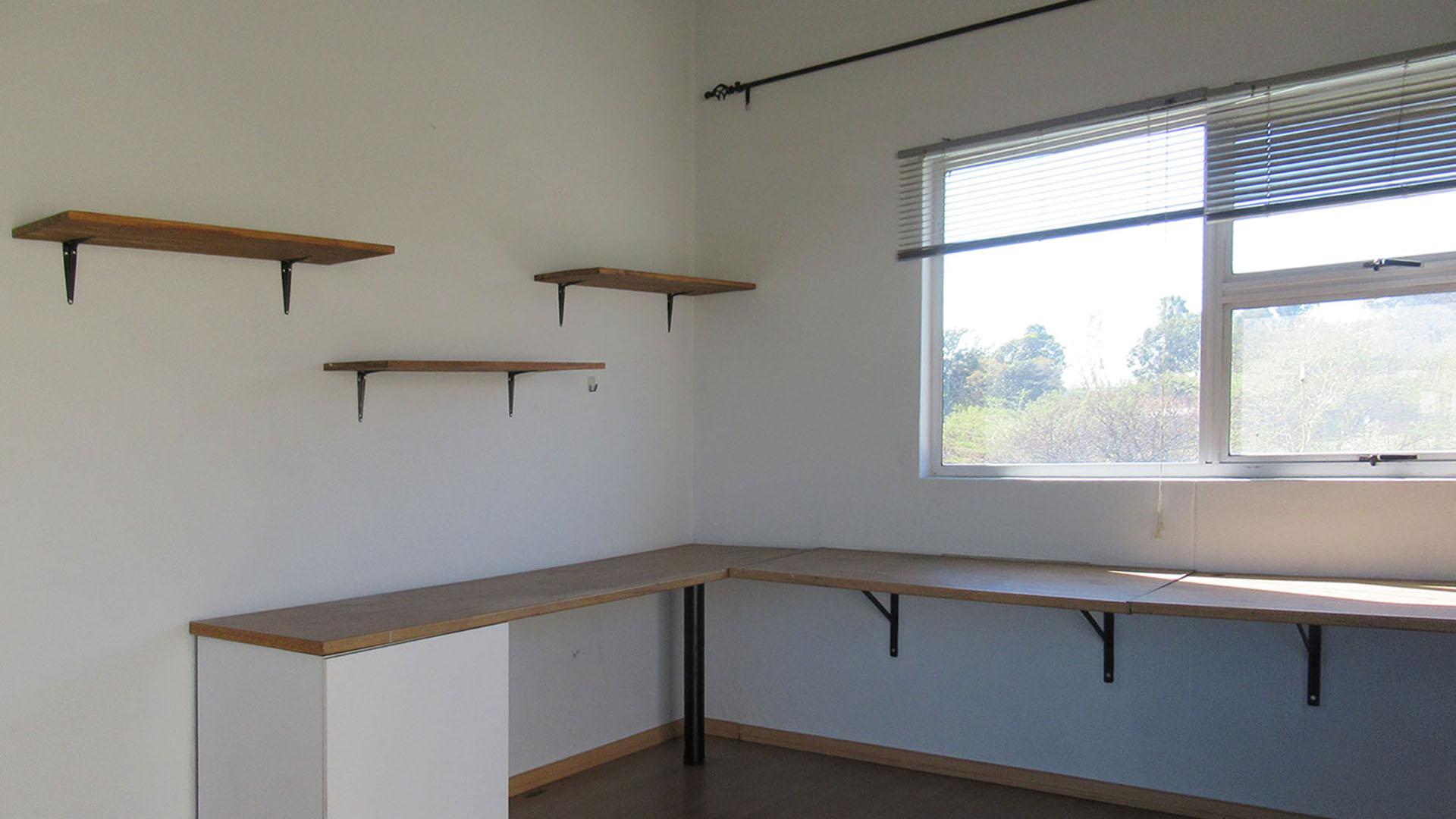 Study - 17 square meters of property in Noordhang