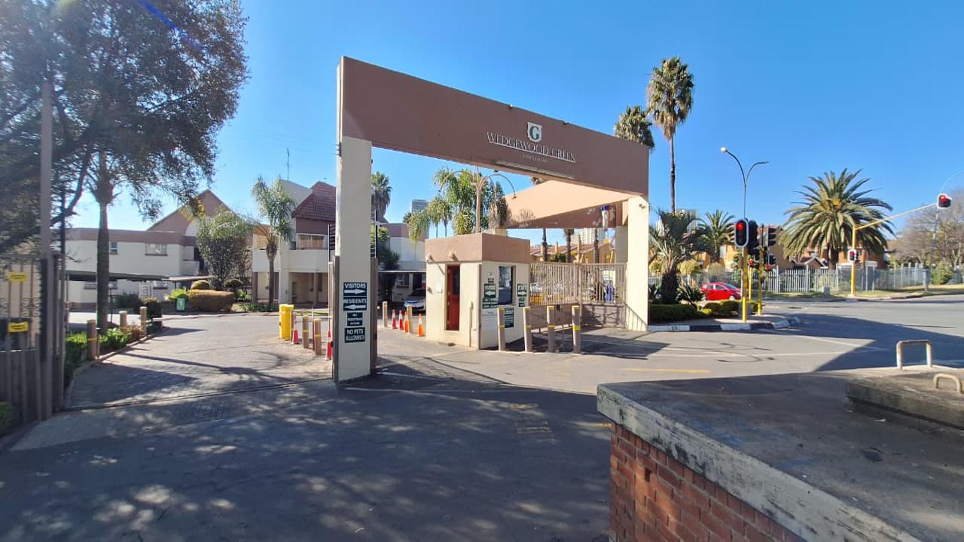 Front View of property in Bedfordview