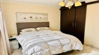 Bed Room 1 of property in Bedfordview