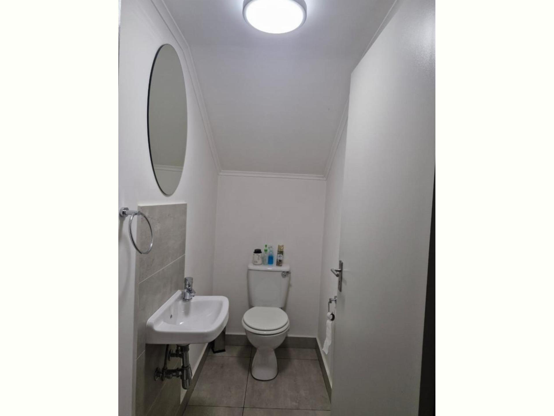  of property in Thatchfield