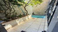Swimming Pool of property in Illovo