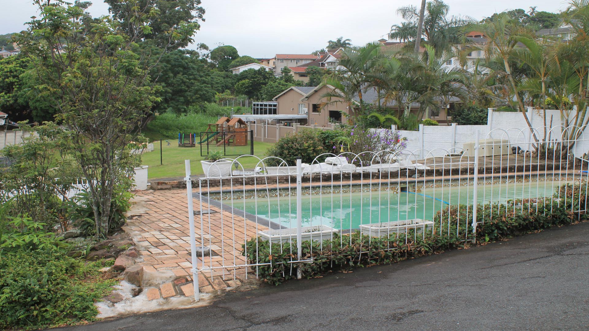 Swimming Pool of property in Kharwastan