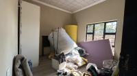 Spaces of property in Karenpark