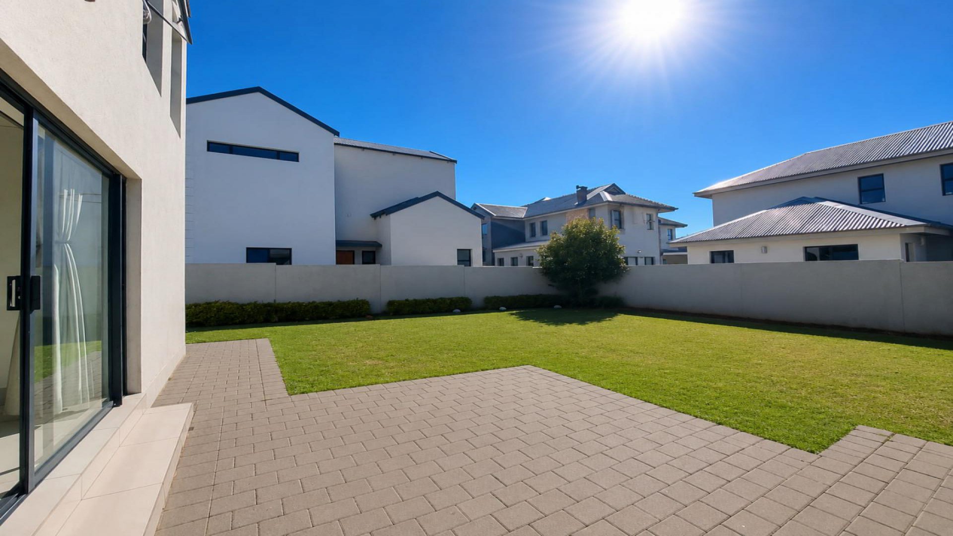 Garden of property in Louwlardia