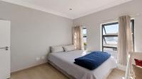 Bed Room 1 of property in Louwlardia
