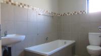 Bathroom 2 - 6 square meters of property in Protea Glen