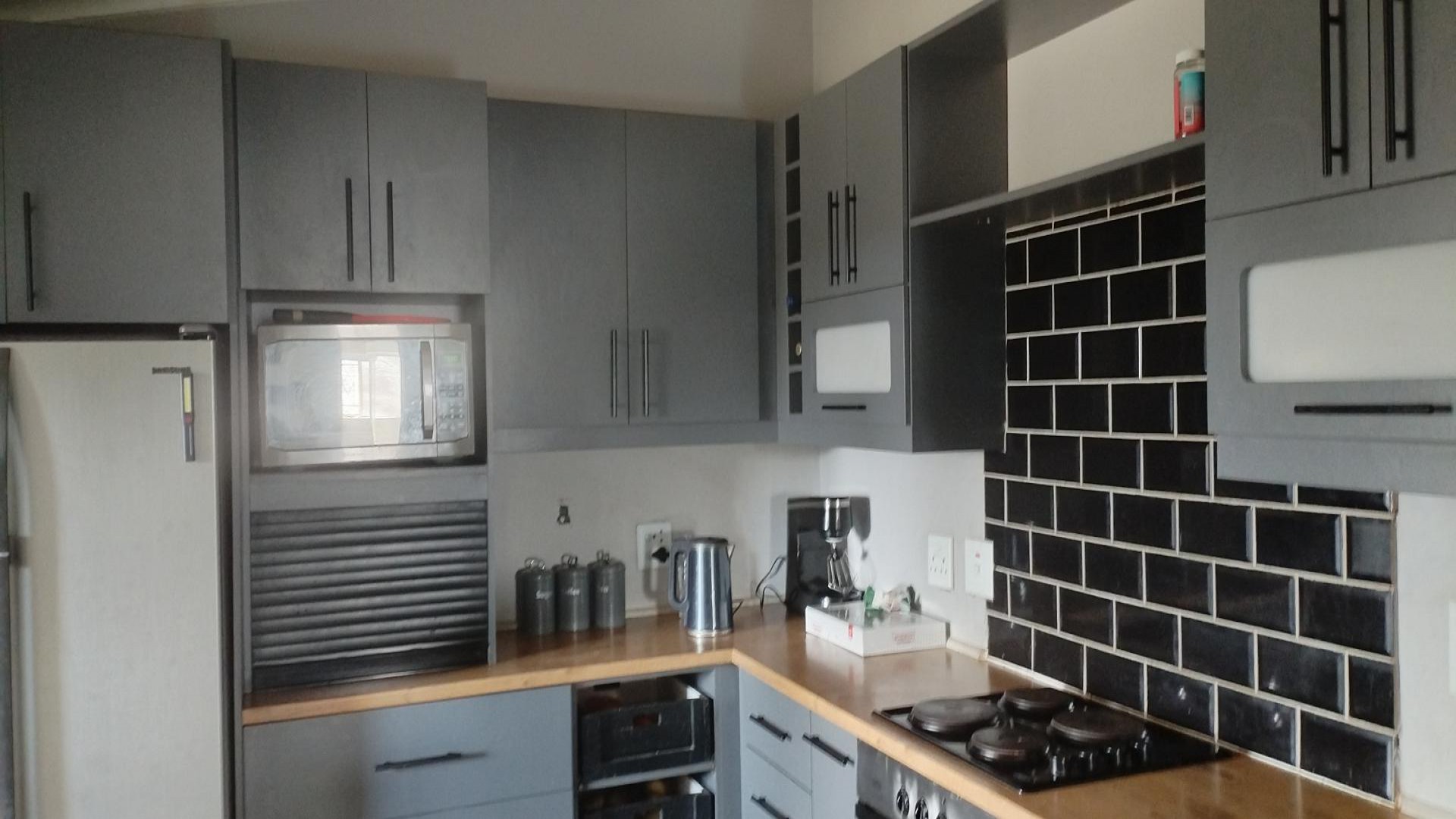 Kitchen of property in Ashburton