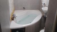 Bathroom 1 of property in Ashburton