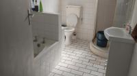 Bathroom 2 of property in Ashburton