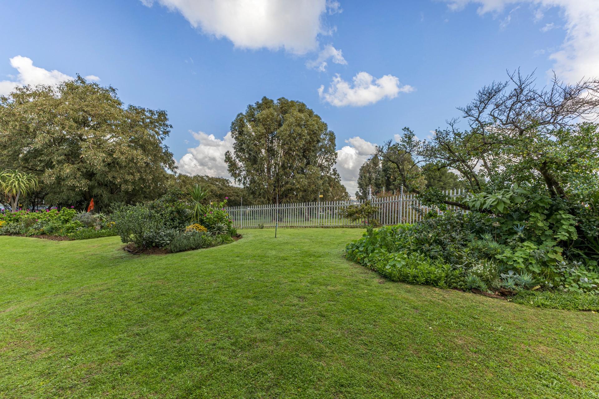  of property in Plattekloof