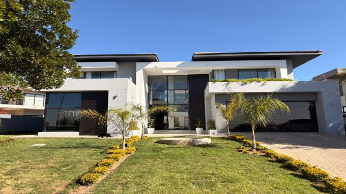 5 Bedroom Freehold Residence for Sale For Sale in Lombardy Estate - Private Sale - MR718122