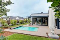  of property in Paarl