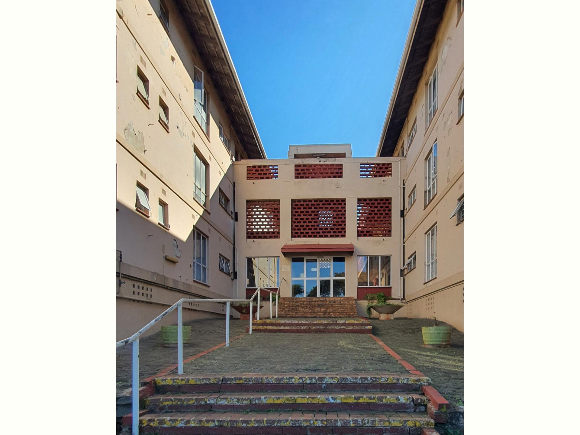  of property in Montclair (Dbn)